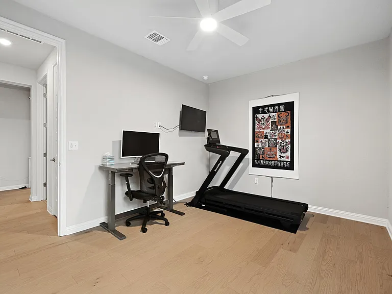 8405 Hubble Walk — Photo 23