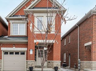 11 Walter Sinclair Ct, Richmond Hill, ON L4E 0X1