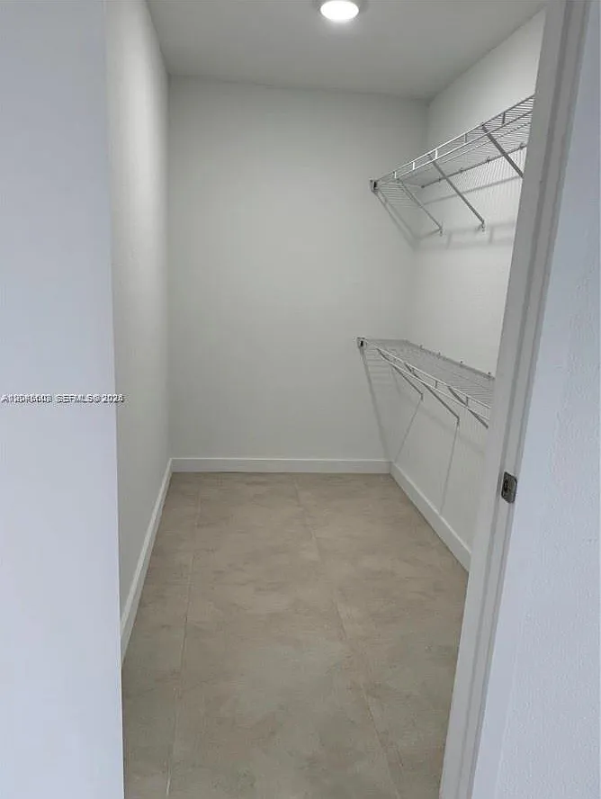 4 bed, 1700 sqft, $2,800 — Photo 4