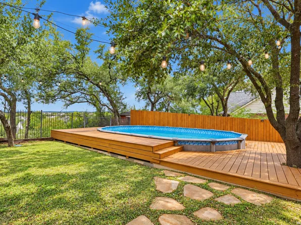 10106 RAMBLIN RIVER RD, San Antonio, TX 78251