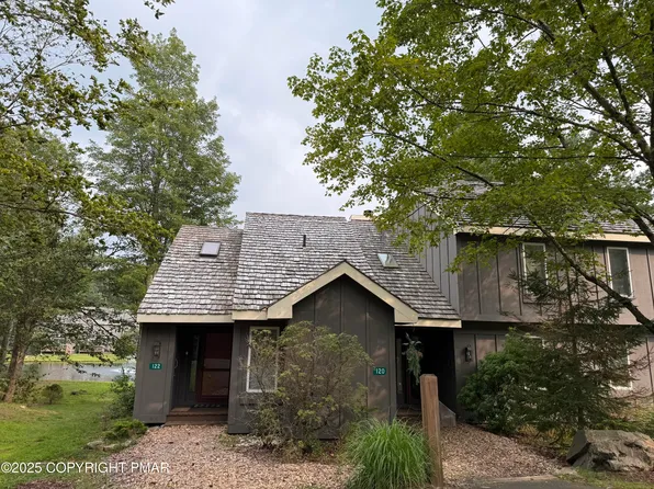 120 Snow Ridge Cir, Blakeslee, PA 18610