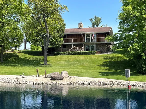 N6938 Old County Road DD, Burlington, WI 53105