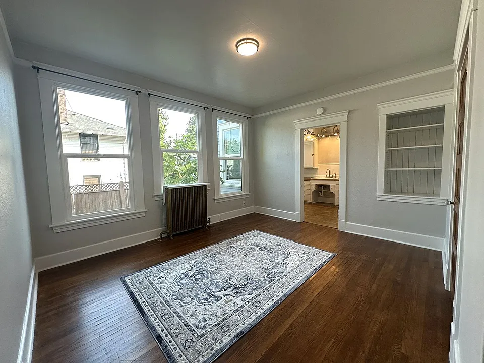 Clark Mansion- 11 Unit