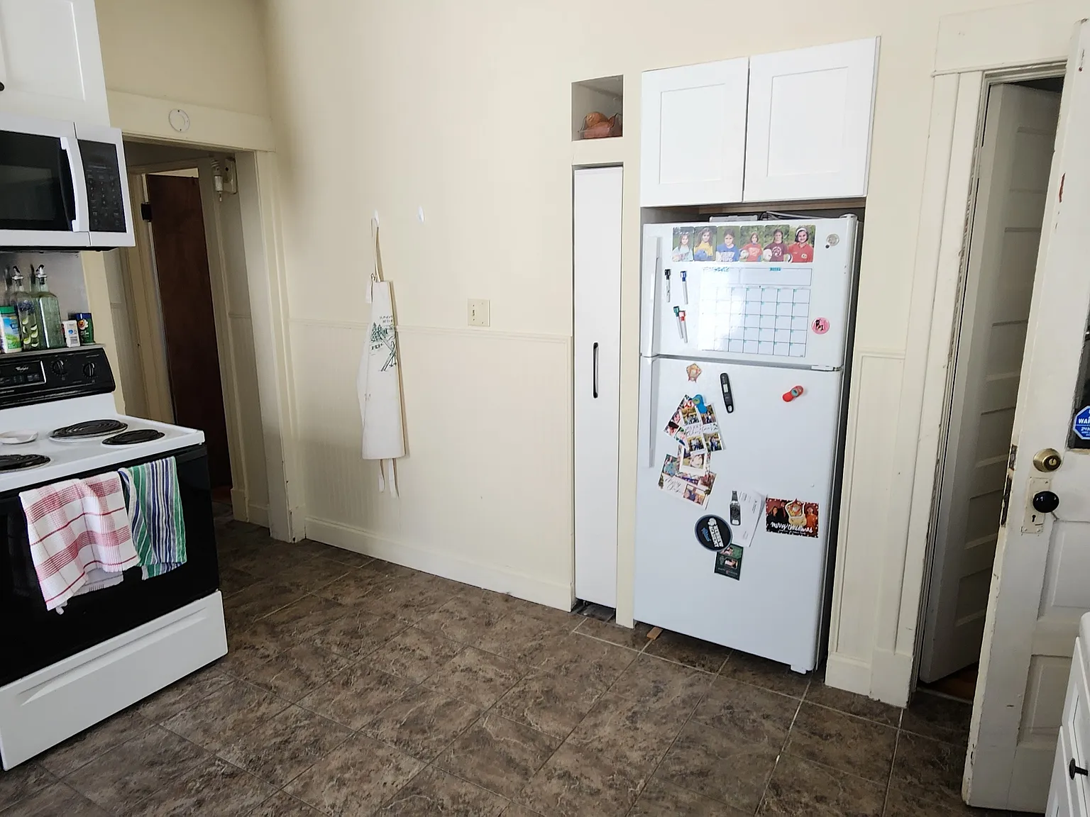 3 bed, 1100 sqft, $1,750 — Photo 2
