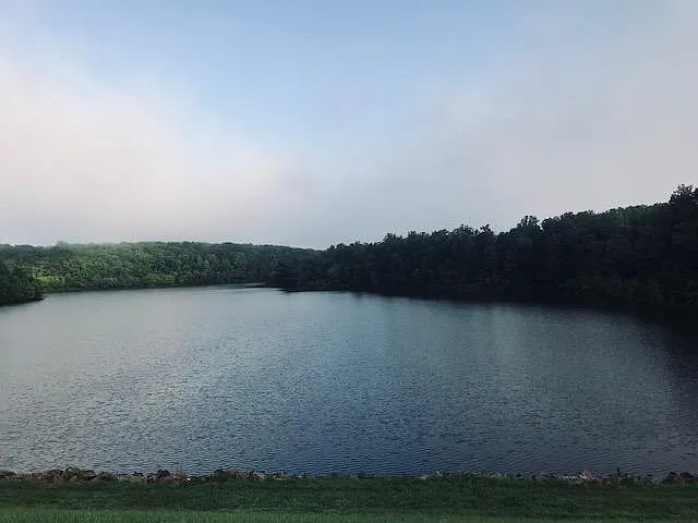 Enjoy a morning run or evening paddling/fishing on Mercer lake