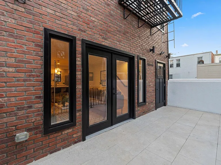 82 Colgate St #3 — Photo 42