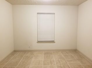 801 Benbrook Dr, Houston, TX 77076