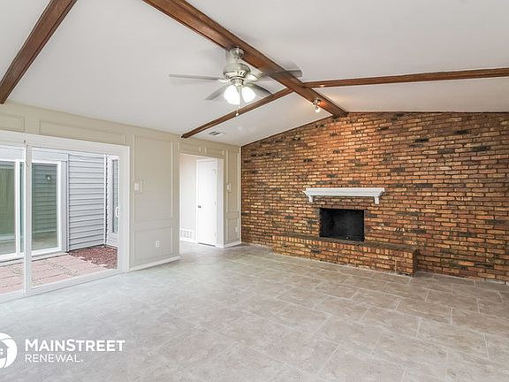 3rd image of 3115 Berkshire Dr