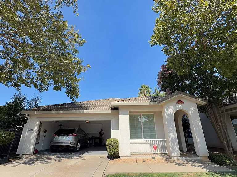 9748 Cervelli Way — Photo 2