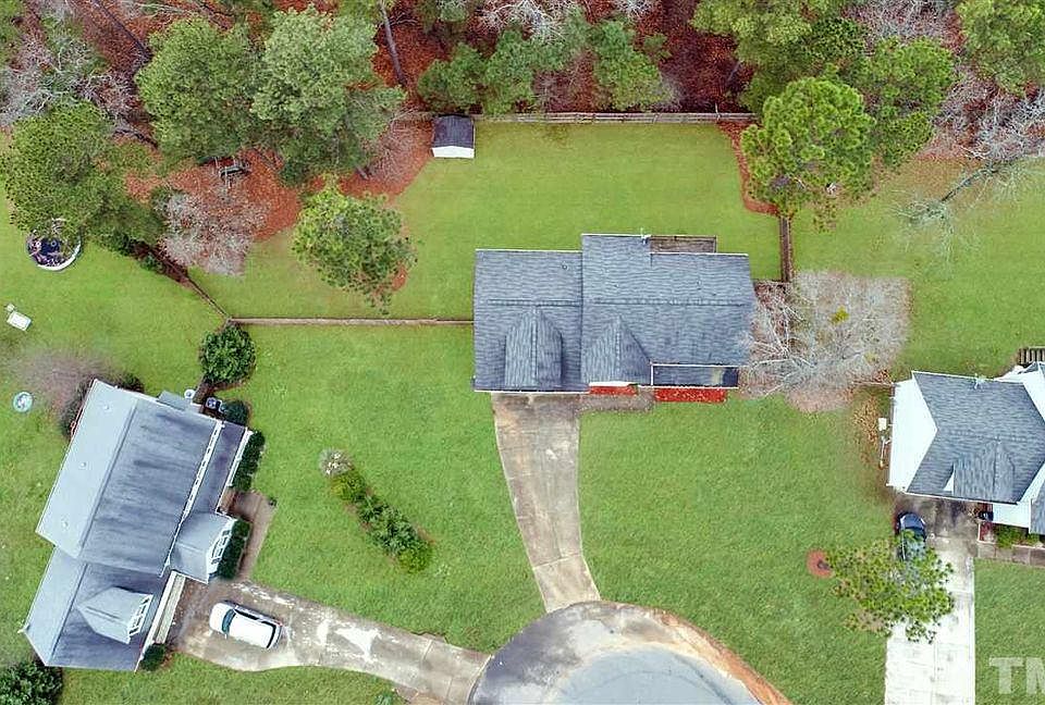 2nd image of 36 Red Bud Cir