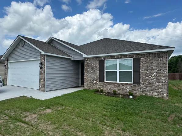 2515 S Silver St, Siloam Springs, AR 72761