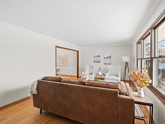 3rd image of 3136 Libal St