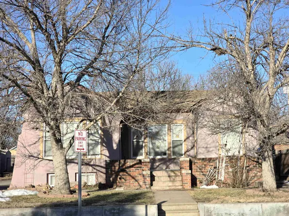 107 W 17th St, Hays, KS 67601