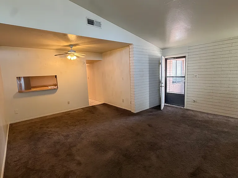 1718 E Campbell Ave #23 — Photo 3