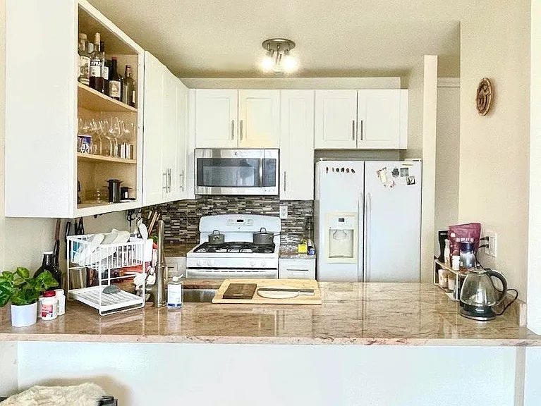 350 W 50th St #24D — Photo 5