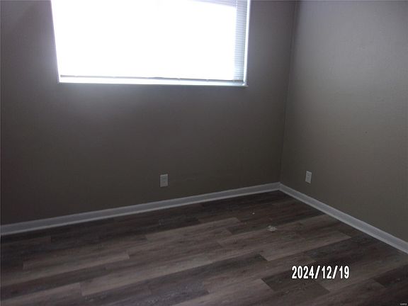 5th image of 9907 Ashmont Dr