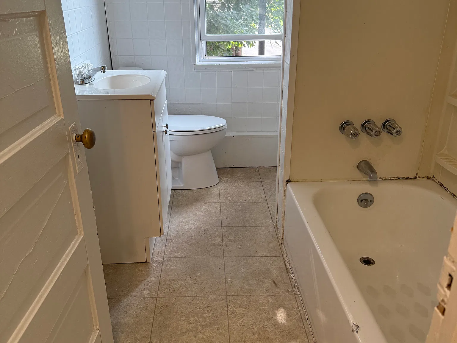 1 bed, 570 sqft, $650 — Photo 3