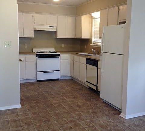 4th image of 701 Swiss Ct