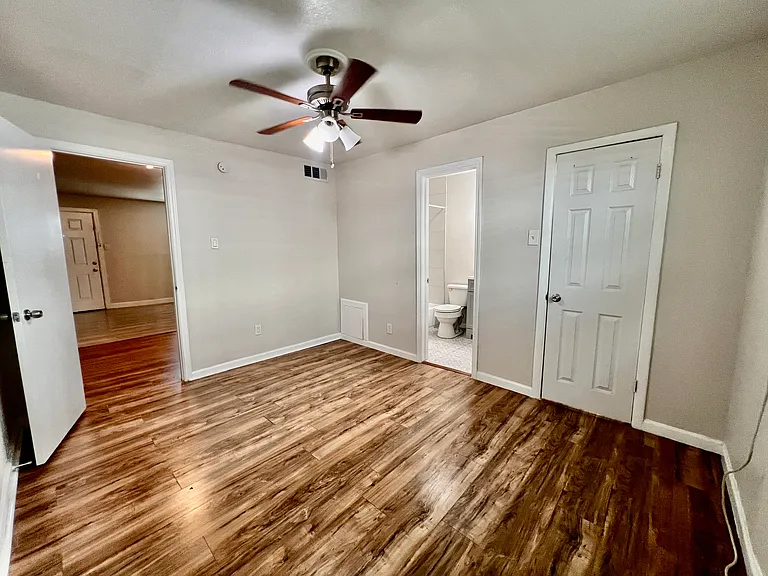 5011 San Jacinto St #104 — Photo 6