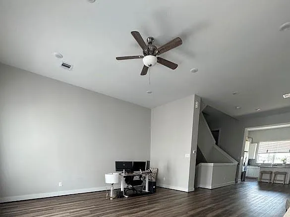 1282 N Post Oak Rd #A — Photo 3