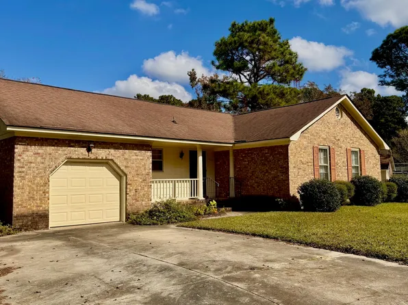 103 Canaberry Cir, Summerville, SC 29483