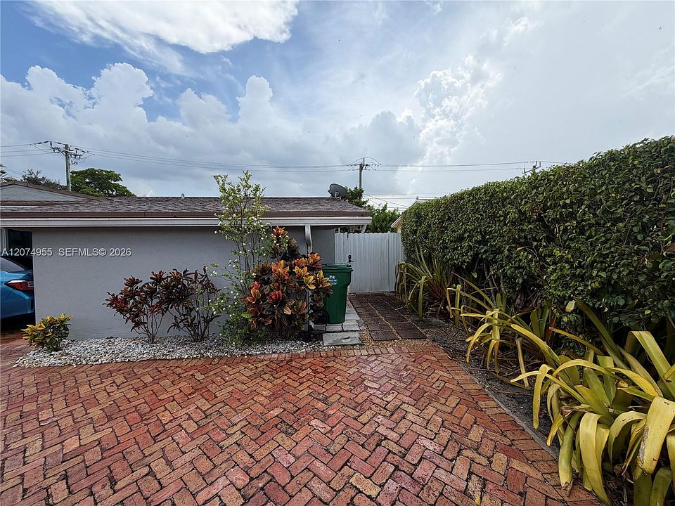 1st image of 6830 SW 8th St