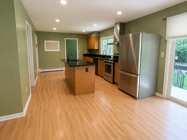 625 Saddle River Rd — Photo 6