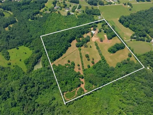 120 Hobby Horse Ln, Mocksville, NC 27028