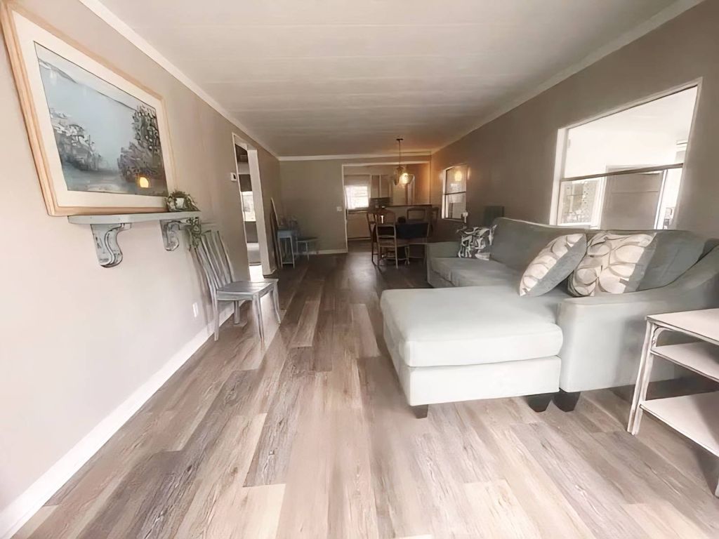 Apartment in Largo, Pinellas - View 3