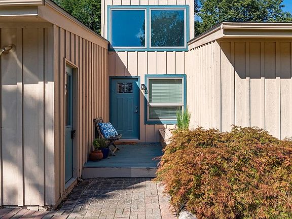 2nd image of 4345 Crestline Dr