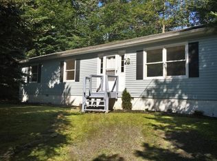 2753 Cleremont Dr, Tobyhanna, PA