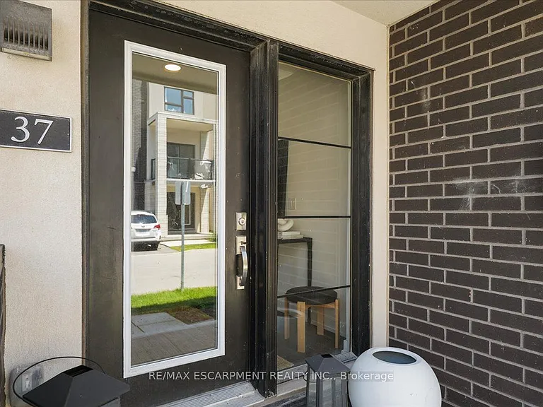 1121 Cooke Blvd #37 — Photo 4