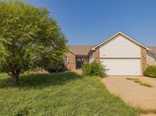 2106 Saint Andrew Ct, Goddard, KS 67052