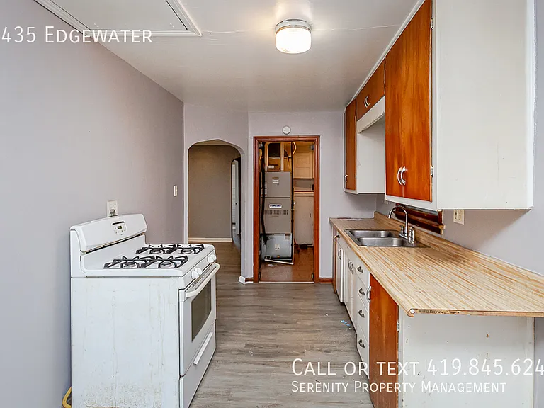 5435 Edgewater Dr — Photo 7