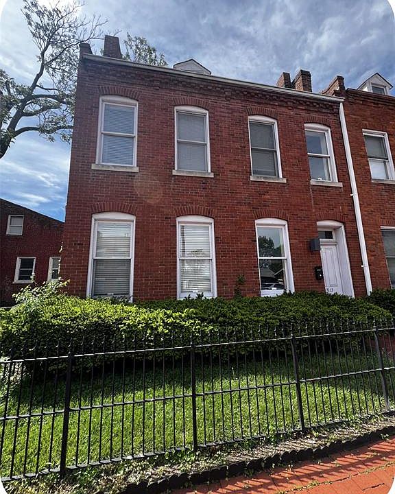 1st image of 1917 S 11th St