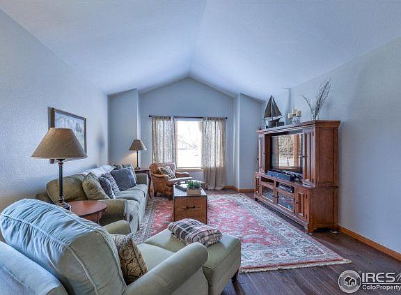 3rd image of 5627 Pawnee Ln