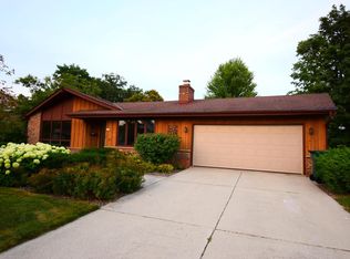 726 6th Ave, Grafton, WI 53024