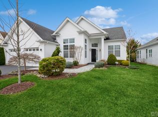 71 Riviera Dr, Monroe Township, NJ 08831