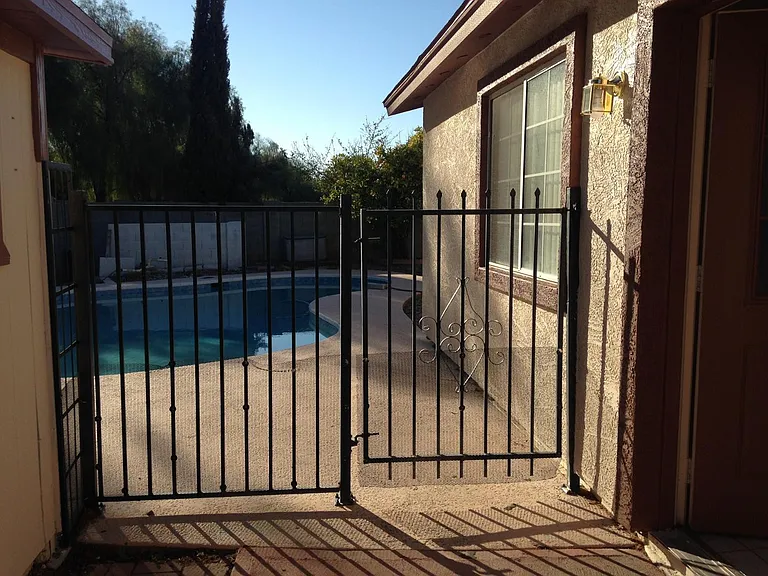 1853 E Gemini Dr — Photo 12