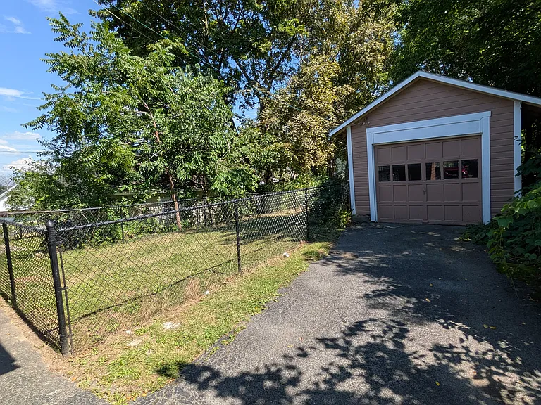 106 Orwood Pl — Photo 9