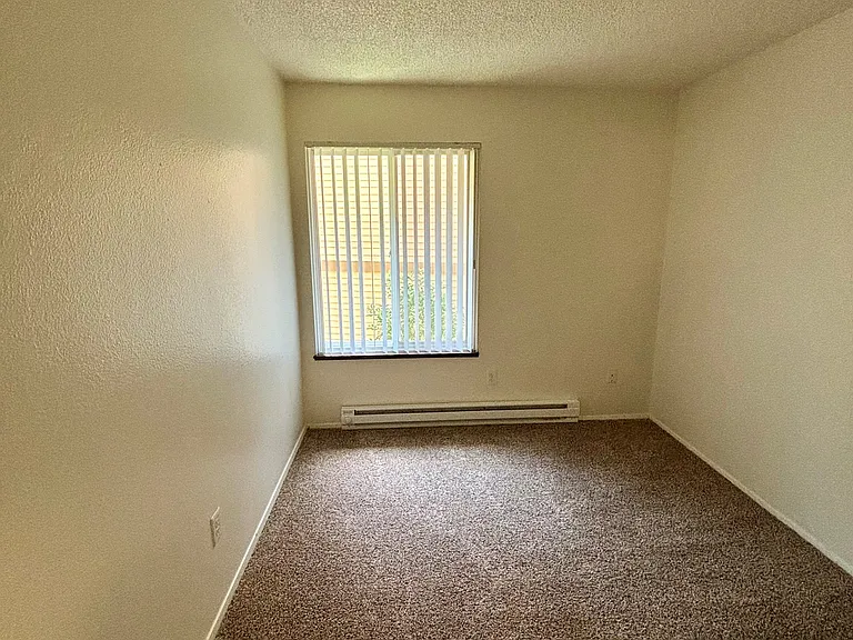Gardenbrook Apartments — Photo 78