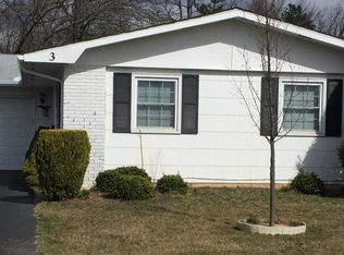 3 Daniel Ct, Brick, NJ 08724