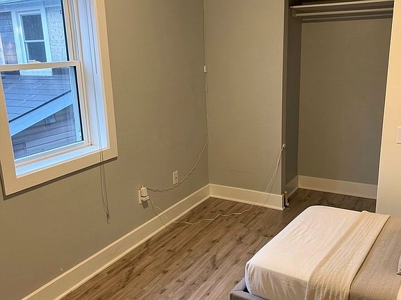 4th image of 167 Aylmer Ave #4