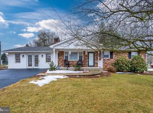 17331 Gardenwood Dr, Hagerstown, MD