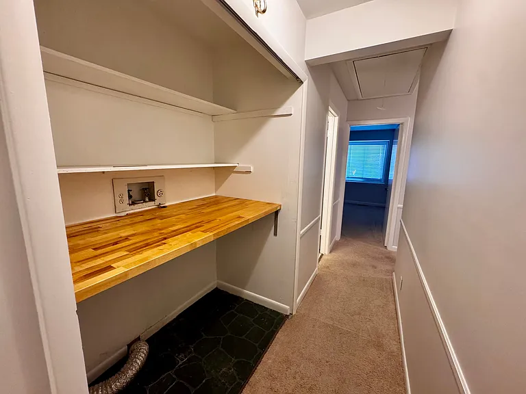 208 Lamplighter Cir — Photo 23