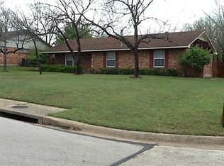 154 Blue Sky Dr, Desoto, TX 75115