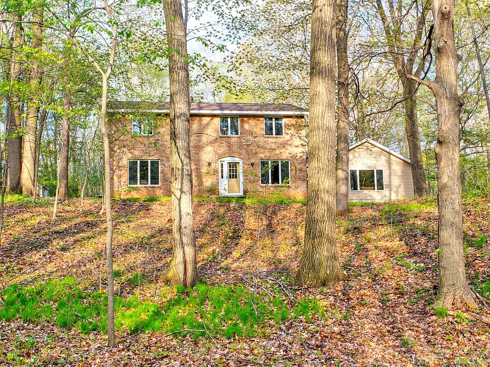 1st image of 4617 Creek Valley Ln