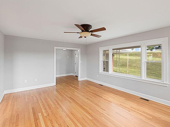 5th image of 189 Collierstown Rd