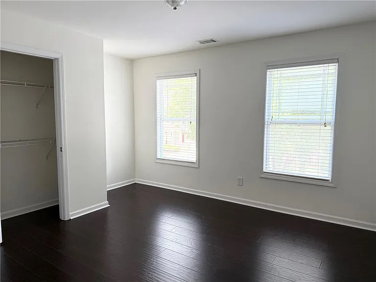 4306 Suwanee Brook Ct — Photo 49