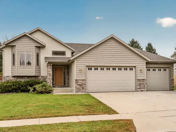 3588 Hart Ln SW, Rochester, MN 55902